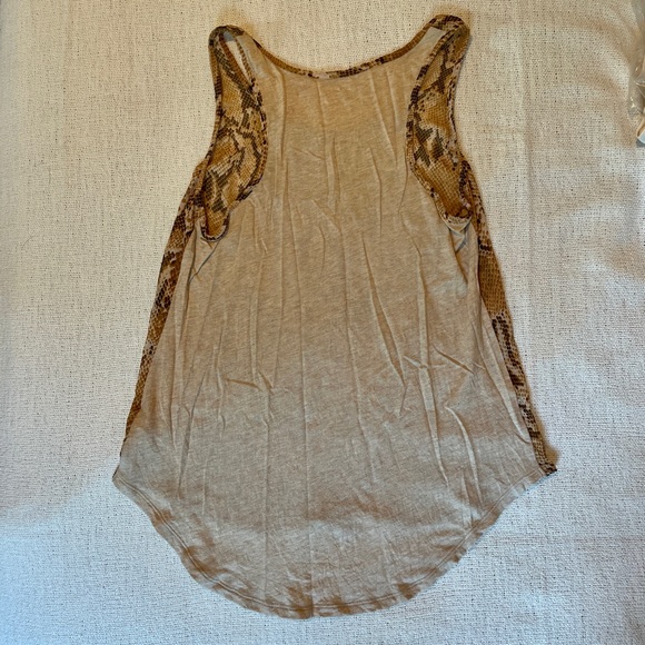 Express Snakeskin Tank - Picture 4 of 5